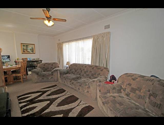 3 BEDROOM HOUSE FOR SALE IN HOMESTEAD